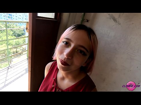 ❤️ Оюутны мэдрэмжтэй хөхүүл нь гаднын нь гаднах - булэг дээр түүний нүүр ❤️ Порно манайд